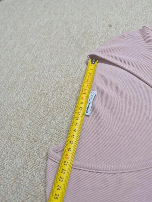Top Bershka con cuello en V Rosa Pastel Talla S – photo 9